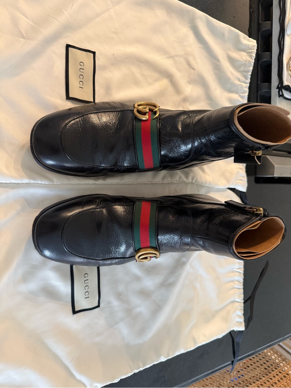Gucci Black Leather Ankle Boots with Green and Red strap and Gold GG - Picture 2 of 10